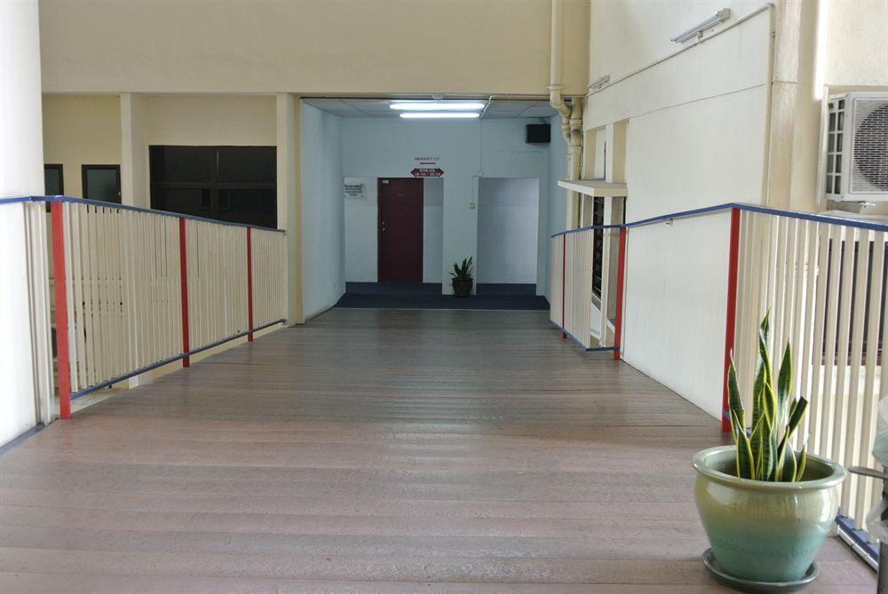 Ymca Penang Hostel Джордж Таун Екстериор снимка
