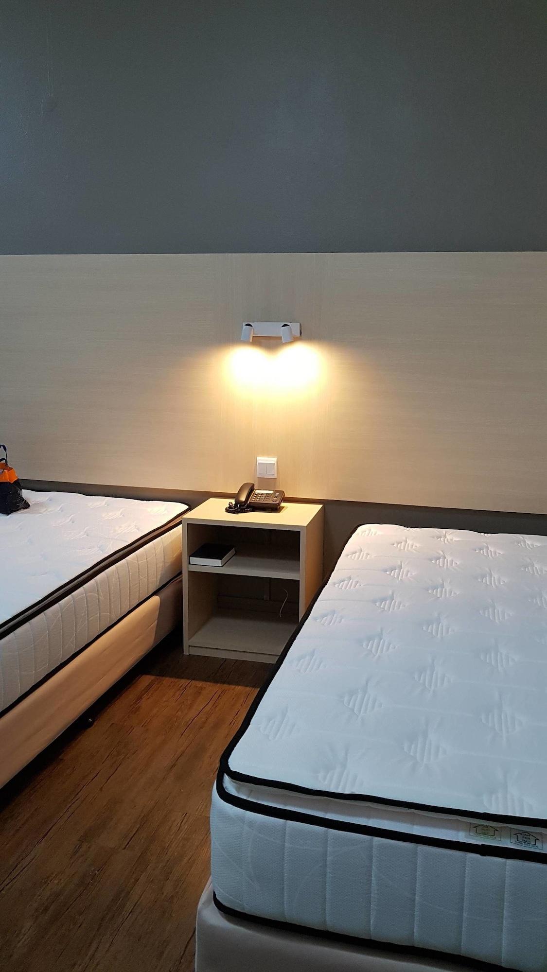 Ymca Penang Hostel Джордж Таун Екстериор снимка