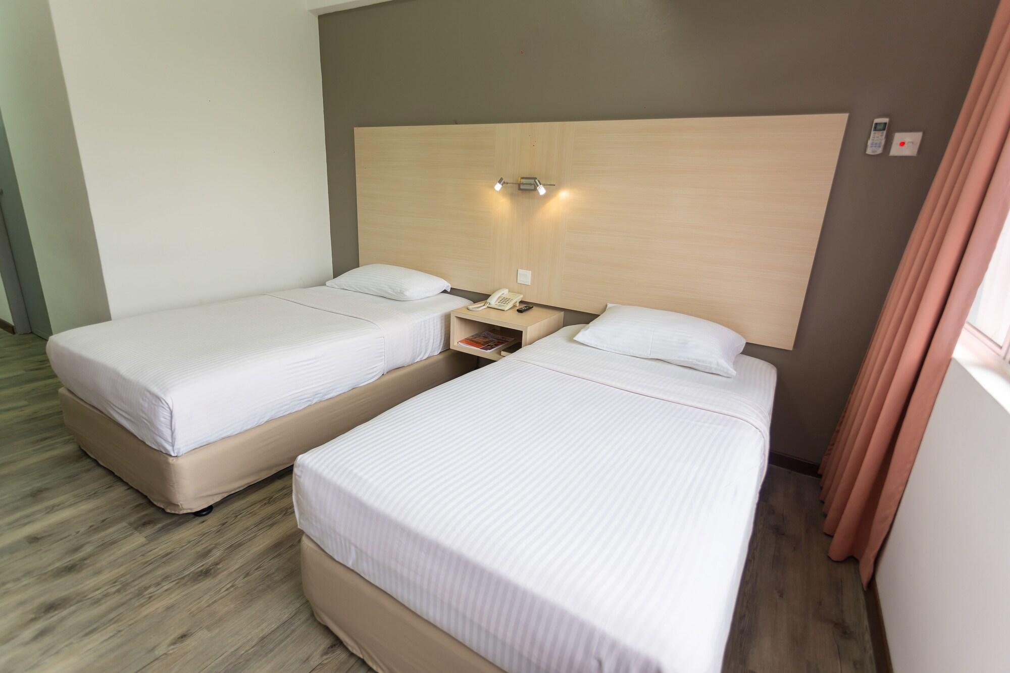 Ymca Penang Hostel Джордж Таун Екстериор снимка