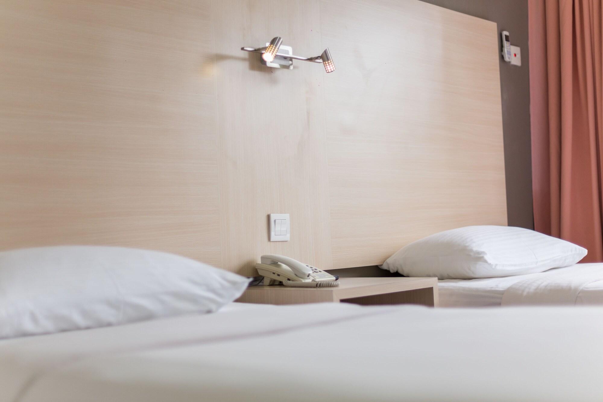 Ymca Penang Hostel Джордж Таун Екстериор снимка