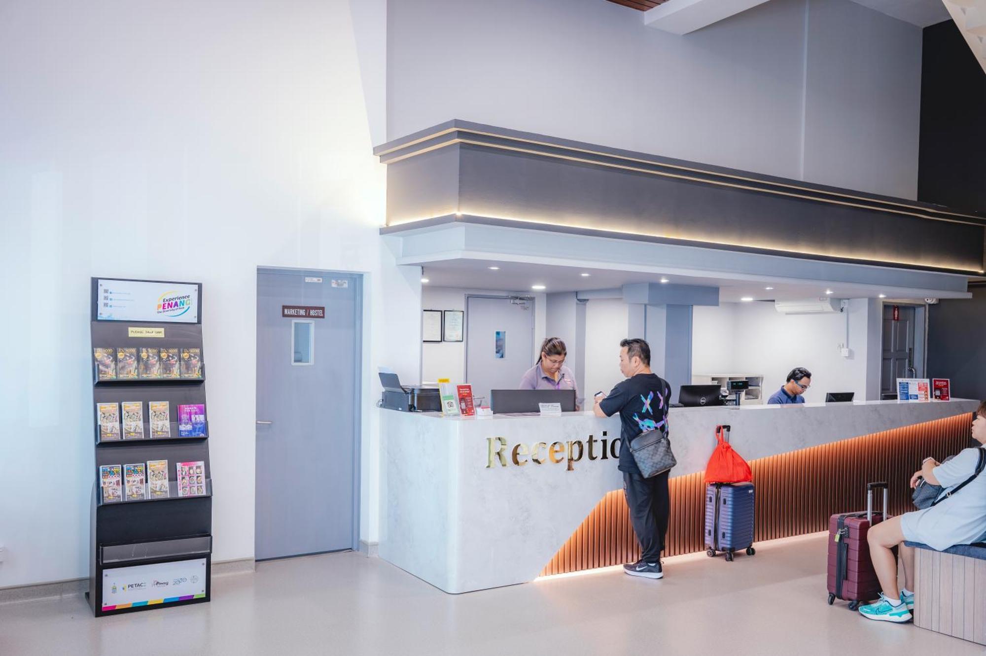 Ymca Penang Hostel Джордж Таун Екстериор снимка