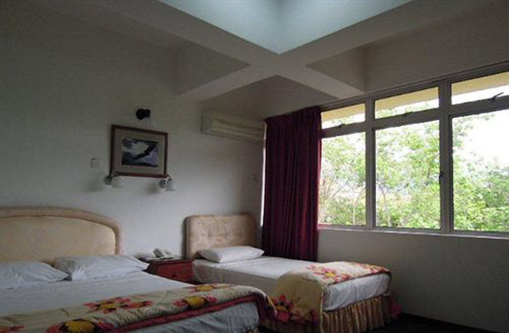 Ymca Penang Hostel Джордж Таун Екстериор снимка
