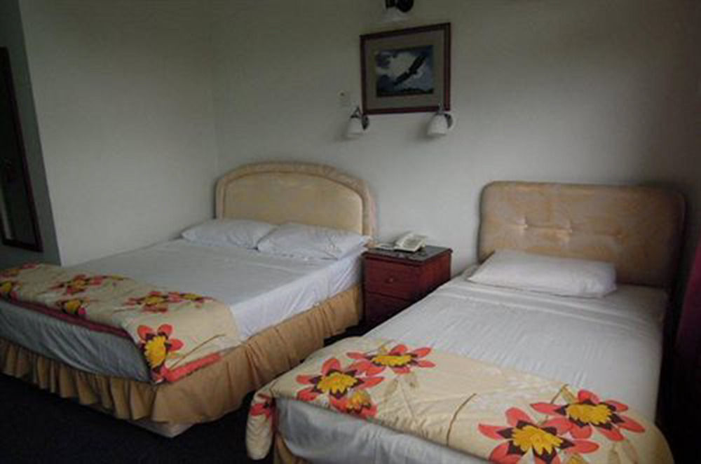Ymca Penang Hostel Джордж Таун Екстериор снимка