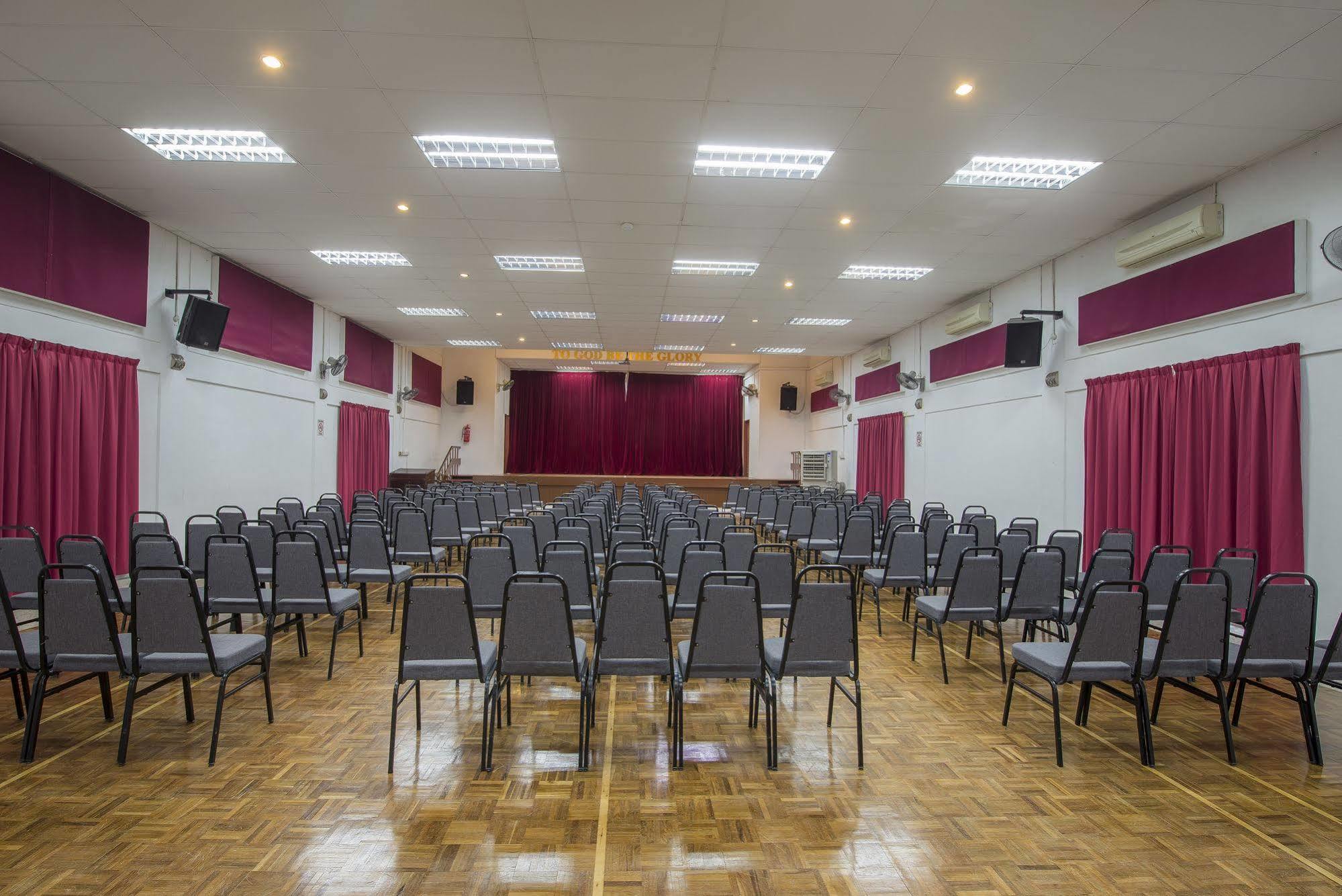 Ymca Penang Hostel Джордж Таун Екстериор снимка
